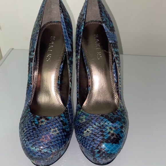 Pump - Picture 1 of 4